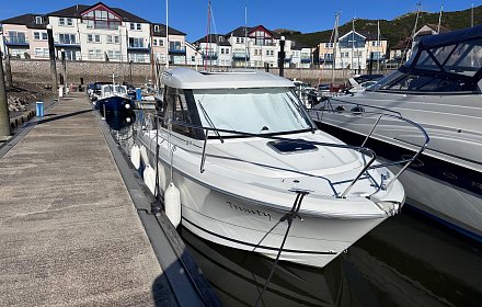 Jeanneau Merry Fisher 645 (2015) Upgraded Model